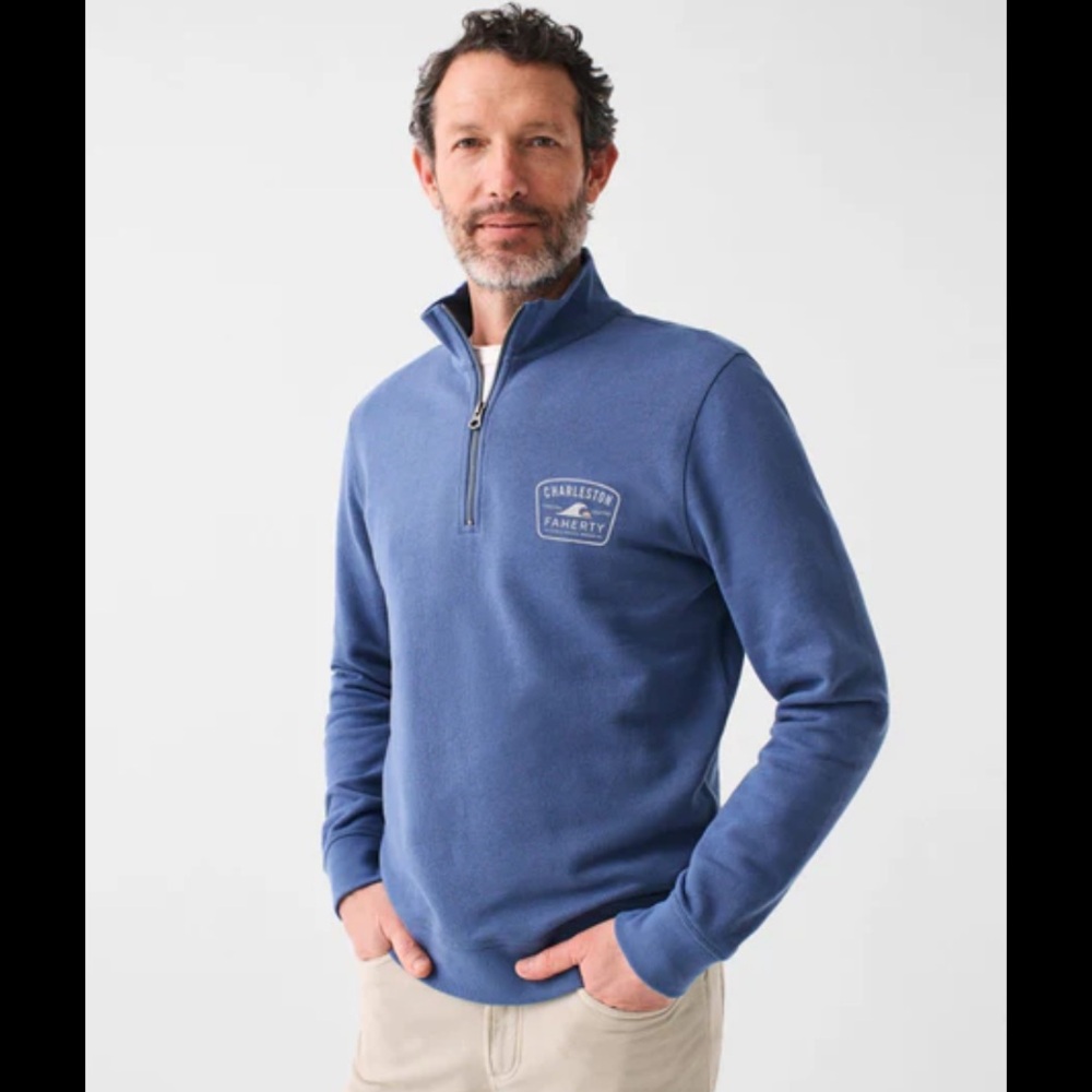Men’s XL blue Faherty 3/4 zipper front sweater NWT flaw- sunfading on front